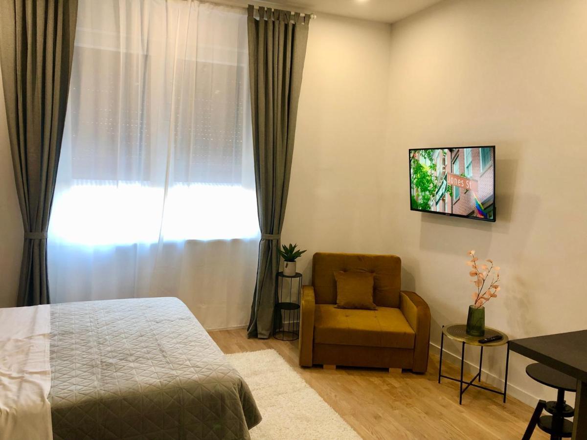 Hedone City Luxury Apartments With Free Parking Pula Exteriör bild